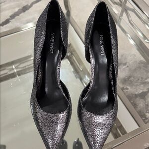 Nine West Women's Silver Crackle Heels